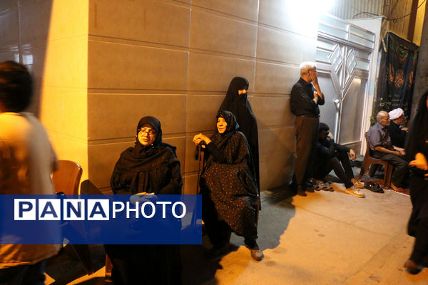 روضه‌ای 30 ساله در کوچه‌های قم