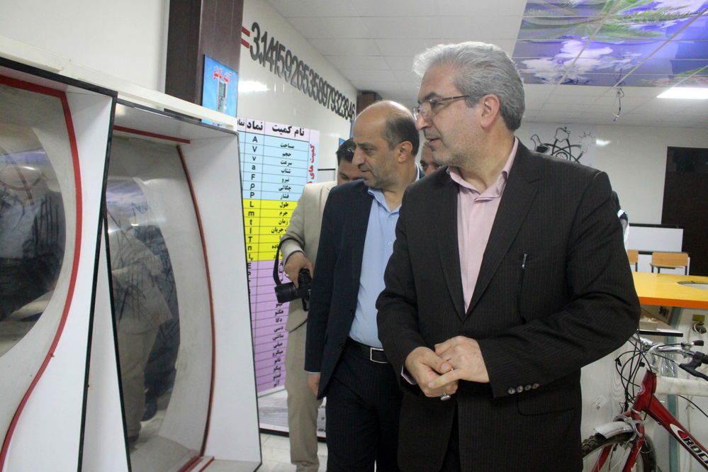  بازدید معاون وزیر و رئیس مرکز روابط‌ عمومی وزارت آموزش و پرورش از پژوهش‌سرای شهید خوشبخت بوشهر