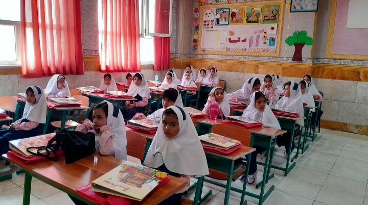 اختلاف سطح درسی دانش‌آموزان تأثیرات منفی بر یادگیری و پیشرفت تحصیلی آن‌ها دارد