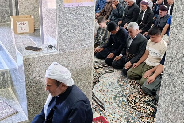 نماز عید سعید قربان در ثلاث باباجانی
