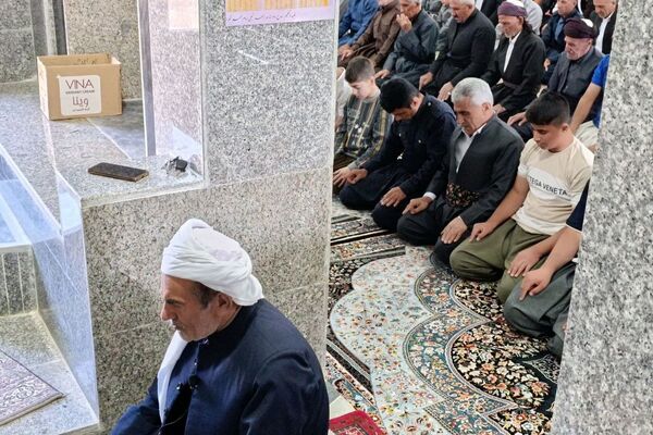نماز عید سعید قربان در ثلاث باباجانی