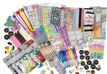 اهدای 100 بسته تحصیلی به دانش‌آموزان نیازمند صحرارود توسط موسسه جویبار بهشت رضوان