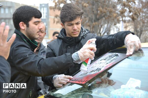 شابلون‌نویسی خیابانی در مرند توسط دانش‌آموزان