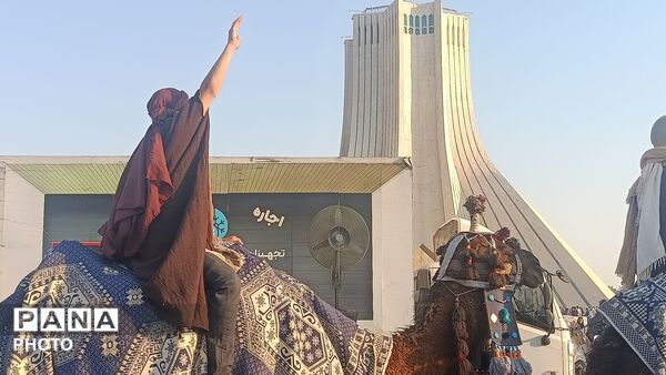 غدیر در قلب پایتخت؛ میدان آزادی میزبان خیل عظیم عاشقان ولایت