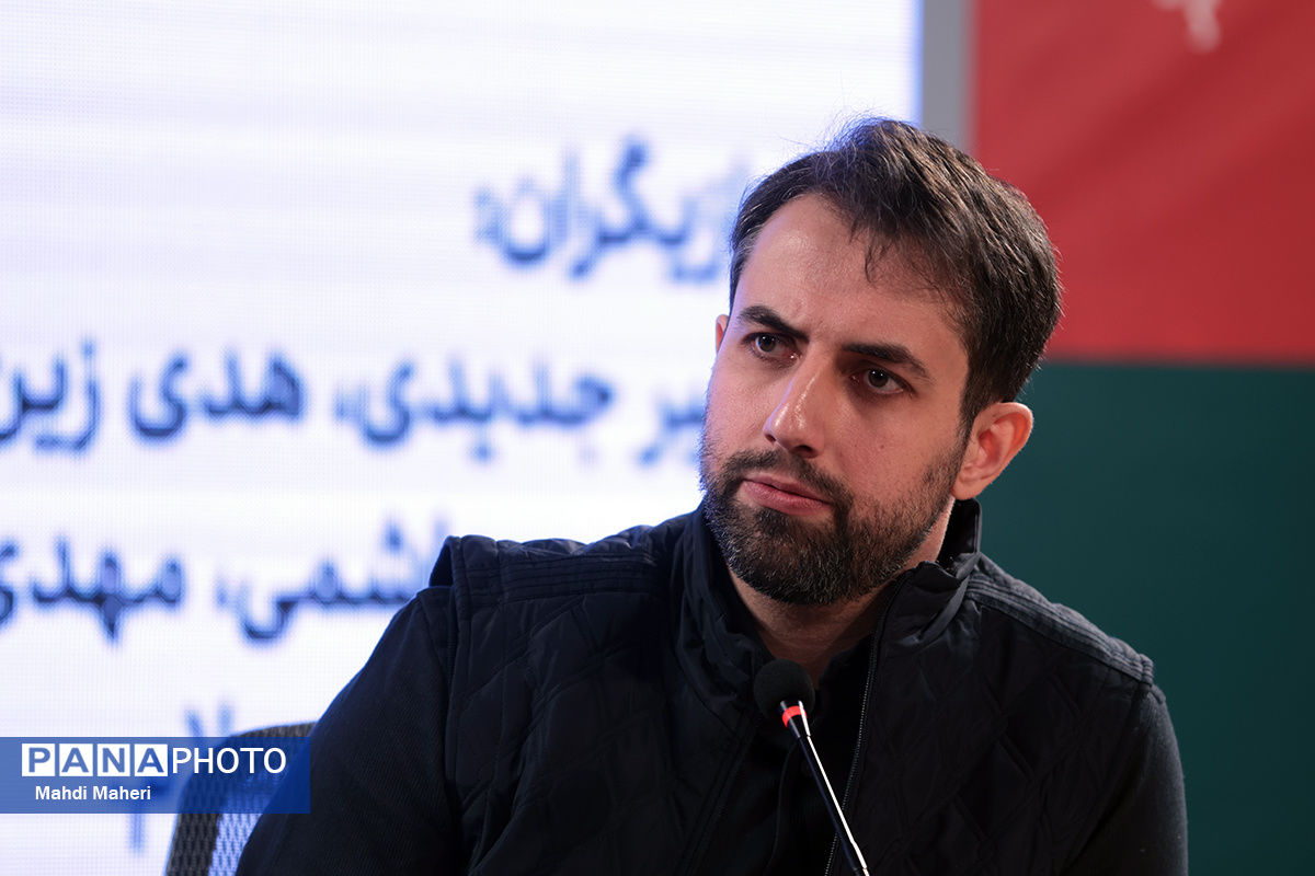 قرار بود اسکورت نخستین فیلم من باشد 