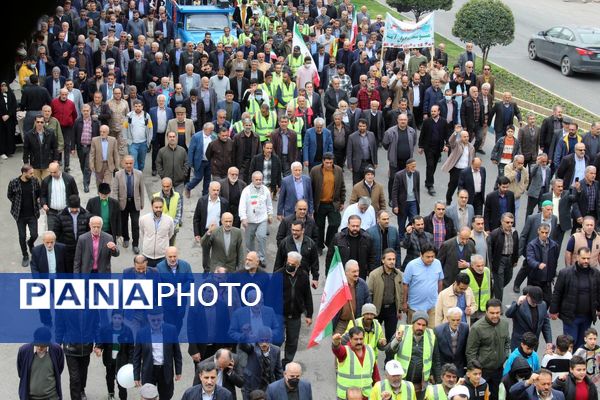 حضور مردم آمل در راهپیمایی روز قدس