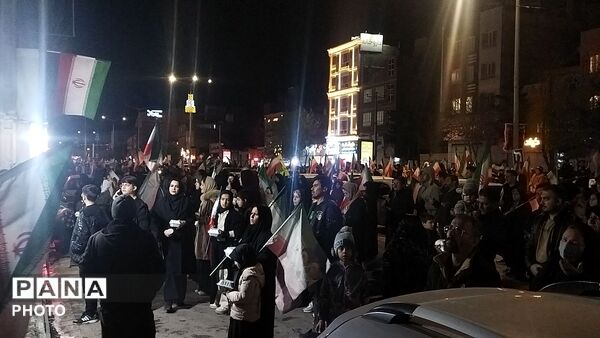 موکب خیمه العباس هر شب میزبان مردم نیشابور شد 