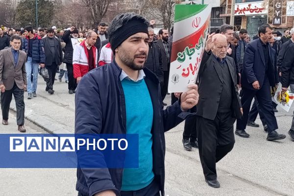 راهپیمایی باشکوه ۲۲ بهمن در اسلام‌آباد غرب