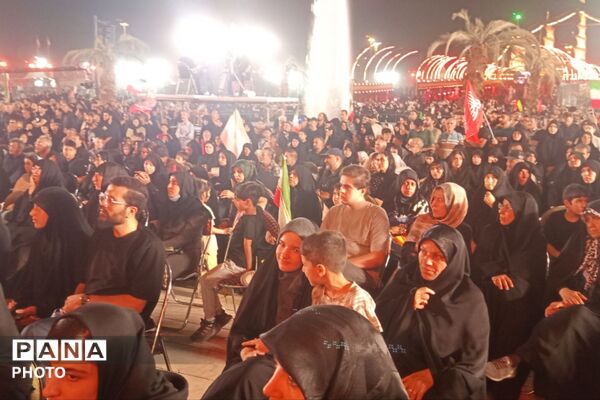 اجتماع اربعینی ها در میدان آزادی