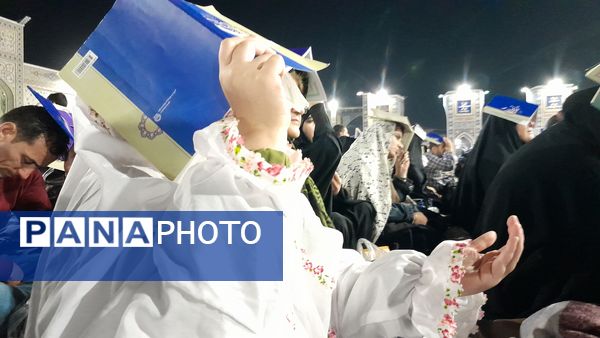 حال‌وهوای مشهد مقدس در لیالی قدر