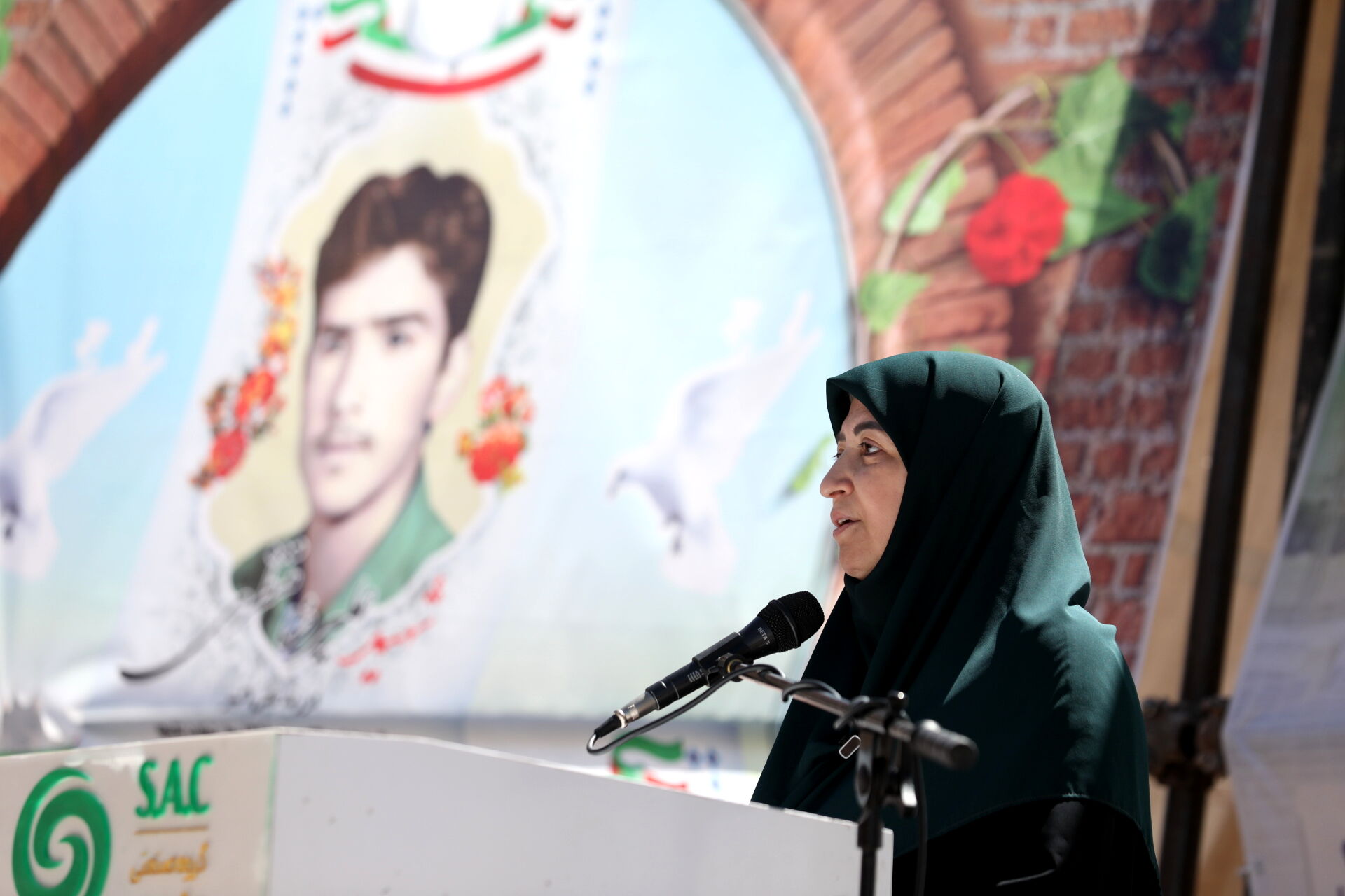 رشد ۱۳۰۰ مگاواتی انرژی خورشیدی در یک سال
