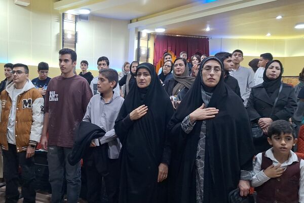 جشن میلاد بانوی دو عالم و گرامیداشت مقام مادر در دبیرستان رازی شیراز 
