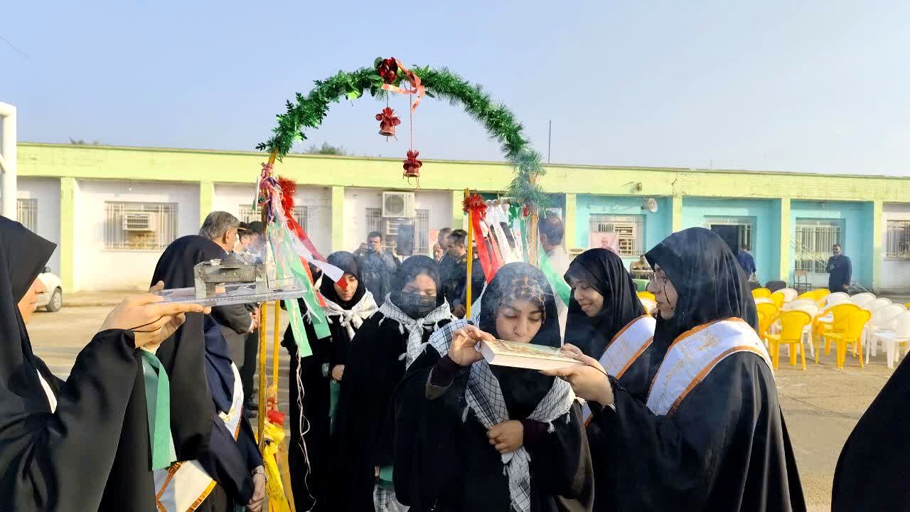 ۱۶۰ دانش‌آموز دختر طی کارونی به اردوی راهیان نور اعزام شدند 