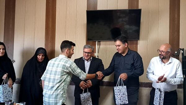 تقدیر از دانش‌آموزان خبرنگار‌ فعال خبرگزاری پانا زنجان