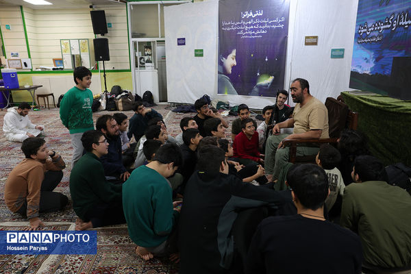 اعتکاف دانش‌آموزی در مسجد جامع امام جعفر صادق(ع) اقدسیه