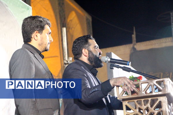 اجتماع مردم یزد در سوگ سیدالشهدای خدمت