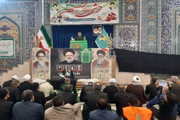 آیت الله رئیسی خدمتگزاری مخلص وصمیمی برای مردم بود