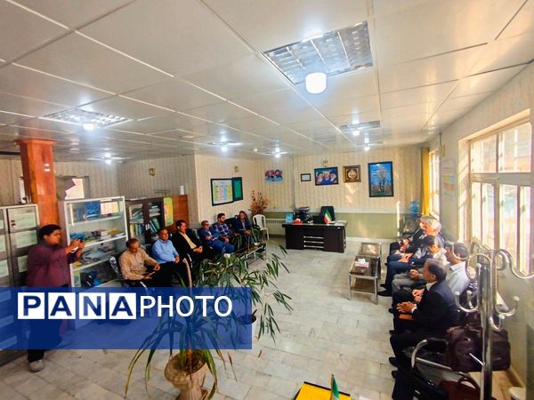 حضور مدیر آموزش و پرورش کاشمر در دبیرستان پسرانه میثاق