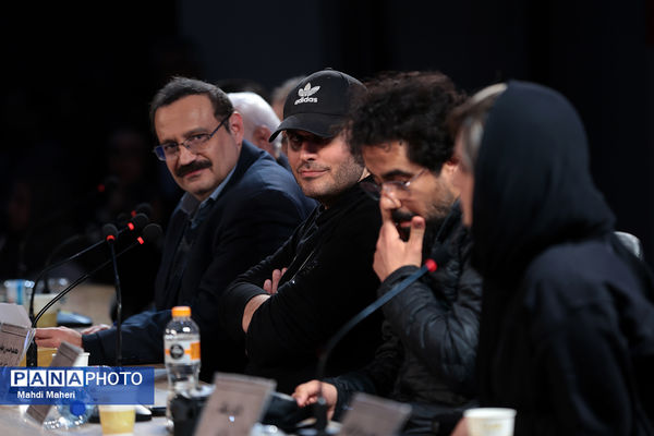 نشست نقد و بررسی فیلم «نیم شب» در چهل و چهارمین جشنواره ملی فیلم فجر