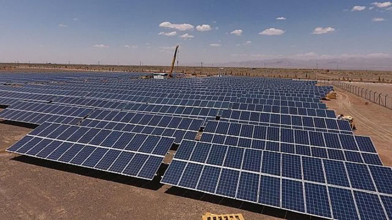 ایدرو تا پایان امسال ۵۰۰ مگاوات نیروگاه خورشیدی احداث می‌کند