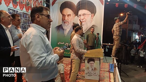 تداوم حضورحماسی مردم وفرهنگیان شهرستان کوهدشت در اجتماعات شبانه