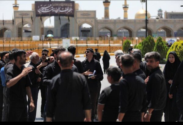 ظهر تاسوعا در جوار حرم مطهر رضوی
