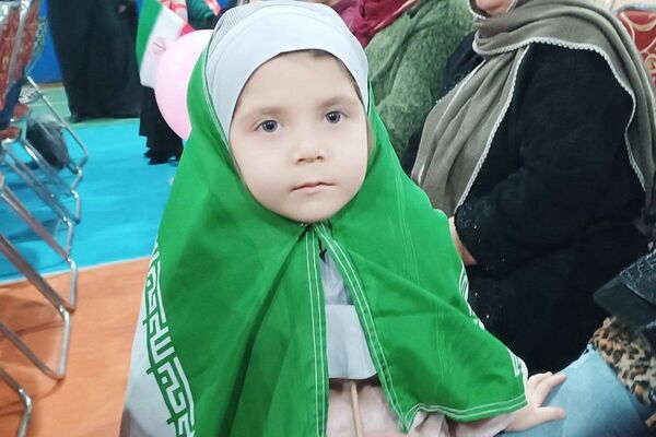 جشن باشکوه ایام الله دهه فجر در بهارستان‌دو