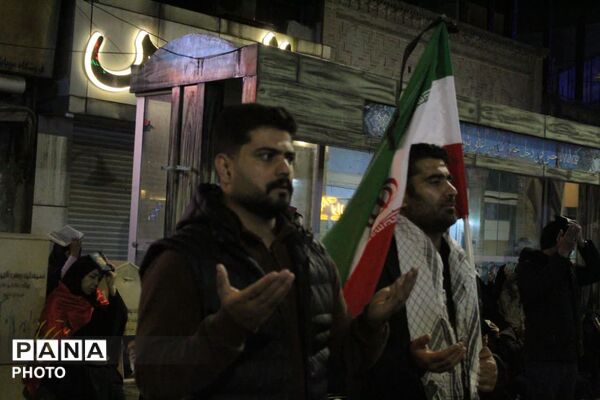 احیا در اولین شب قدر و هشتمین شب مراسم شهادت قائد امت آیت الله خامنه ای 