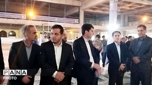 تجلیل از معلمان در خرم‌ آباد؛ حضور مدیرکل آموزش و پرورش لرستان و برپایی میز خدمت