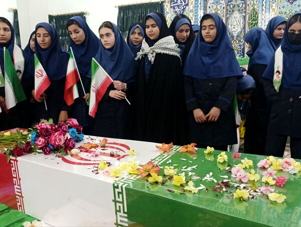 آیین استقبال و تشییع شهدای گمنام