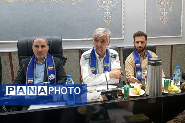 نشست هم‌اندیشی پیشکسوتان سازمان دانش‌آموزی استان کرمانشاه