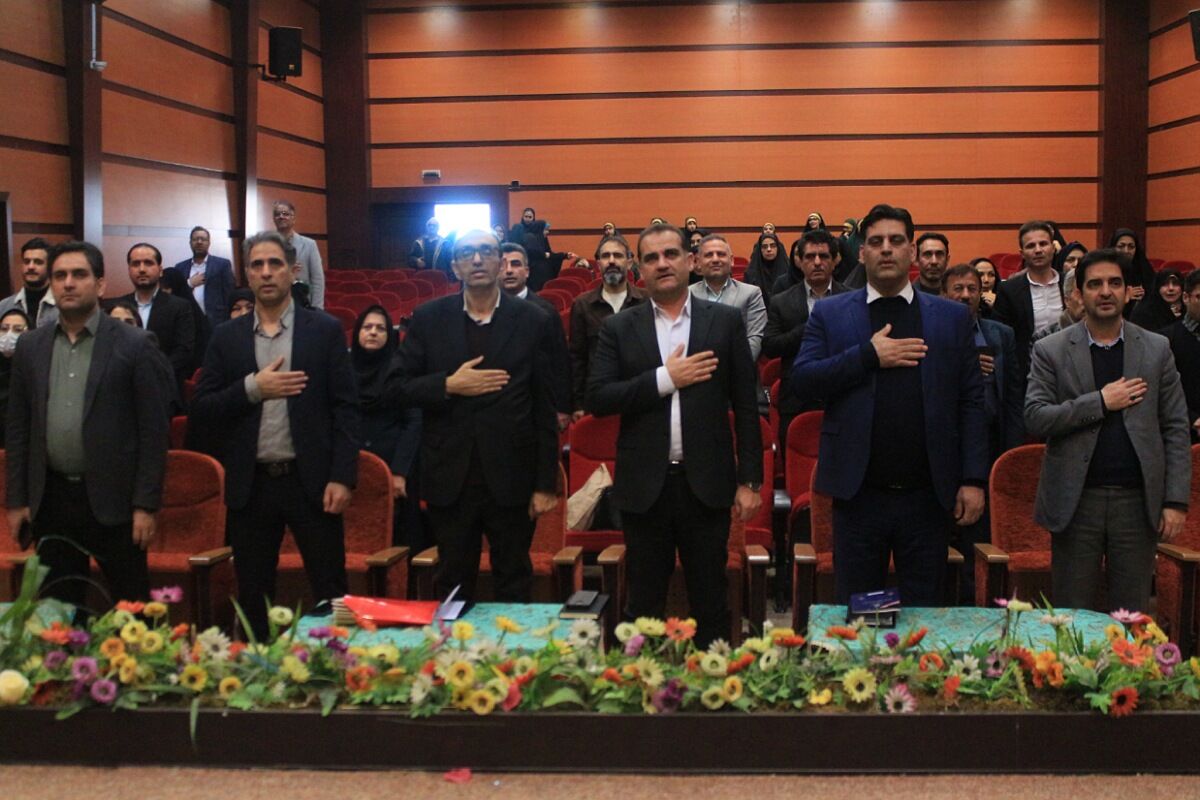 آیین اختتامیه طرح‌ها و برنامه‌های آموزشی بهارستان‌دو