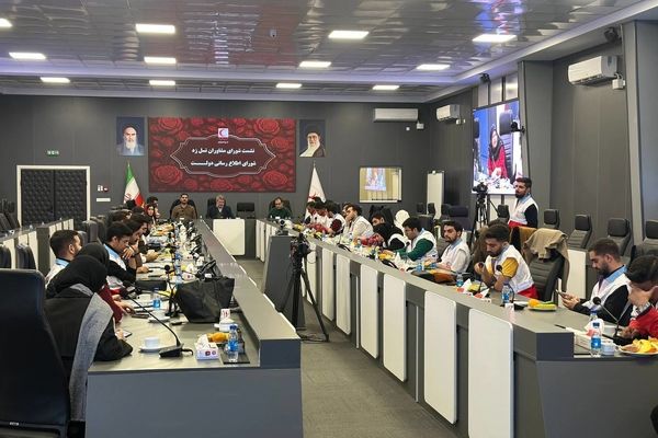 باید توجه به کلام و صحبت‌ها و ایده‌های بکر جوانان کشور فراگیر شود