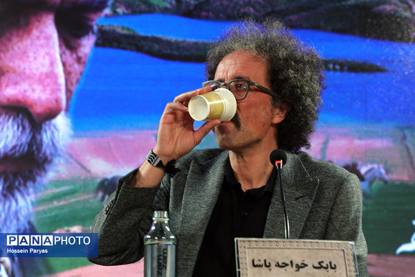 نشست نقد و بررسی فیلم «سرزمین فرشته‌ها» در چهل و چهارمین جشنواره ملی فیلم فجر