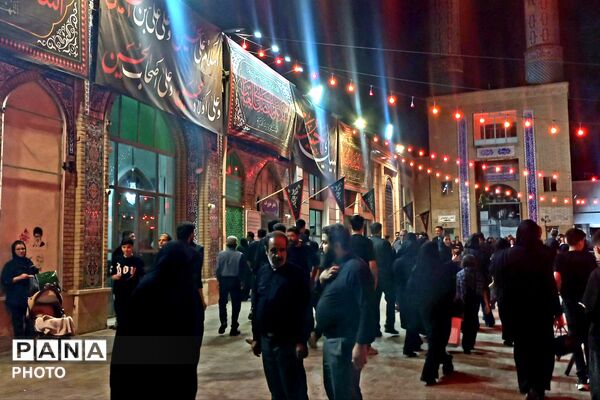 مراسم دسته عزاداری سید و سالار شهیدان امام حسین (ع) 