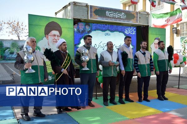 عطر رضوی در جشن نیمه شعبان مدرسه حکمت