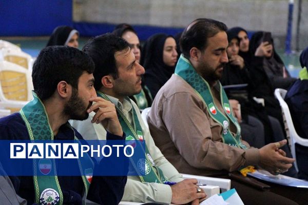 کارگاه آموزشی مهارت افزایی مربیان پیشتاز در بهارستان ۲