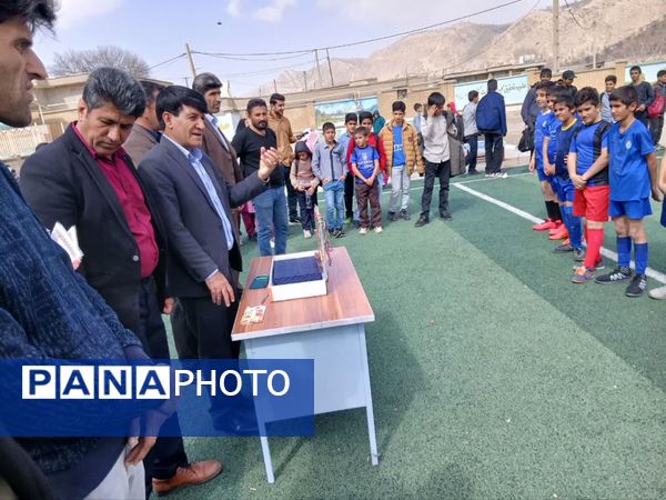 قهرمانان مسابقات جام ایرانیان یادواره شهدای دانش‌آموزی جنگ ۱۲ روزه در چاروسا معرفی شدند