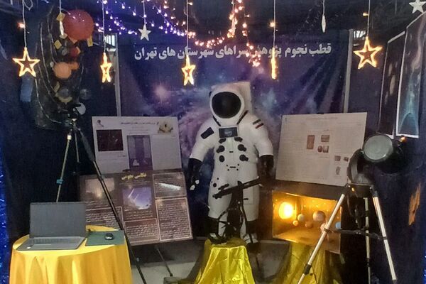 غرفه پژوهش سرای زکریای رازی، جذاب ترین غرفه نمایشگاه دستاوردهای پژوهشی دانش آموزان شهرستانهای تهران 