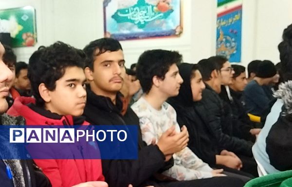 برگزاری جشن روز جوان و آغاز دهه فجر در دبیرستان شاهد ابوذر غفاری نیشابور 