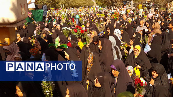 حرکت کاروان نمادین ورود حضرت معصومه(س) به قم