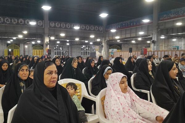 گردهمایی فعالان فرهنگی به‌مناسبت گرامیداشت مقام معلم در ناحیه دو بهارستان 