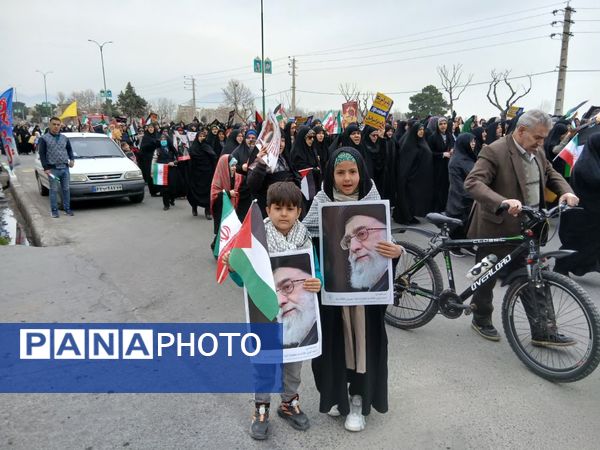 حضور پرشور مردم همیشه در صحنه محمدشهر در راهپیمایی روز قدس 