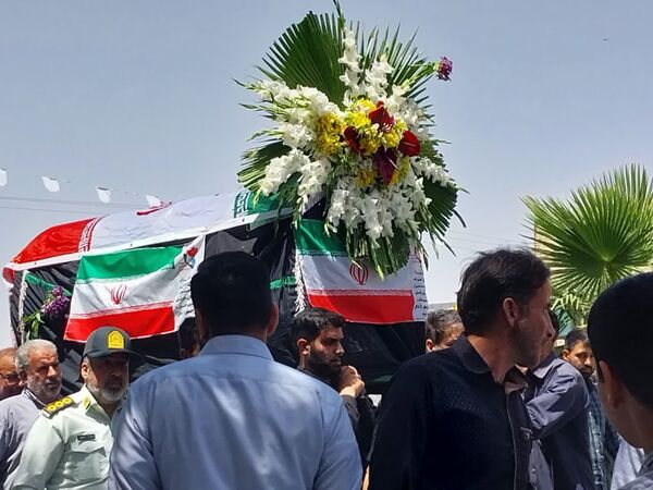 تشییع پیکر مطهر شهیده مریم قنبریان شهید جنایت رژیم صهیونیستی در آستان مقدس حضرات سیدالکریمان