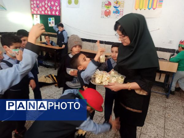 آیین استقبال از شب یلدا در مدرسه ۱۷ شهریور یاسوج