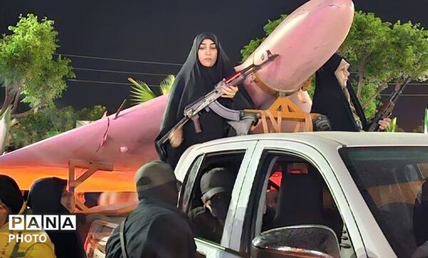 نمایش پهپاد شاهد ۱۳۶ در ساوجبلاغ