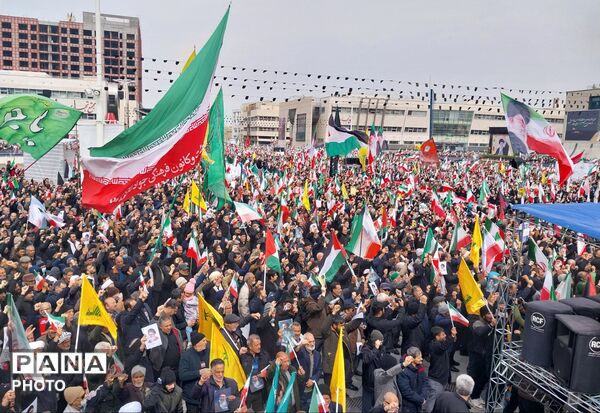 حضور پرشور مردم مشهد مقدس در راهپیمایی روز جهانی قدس