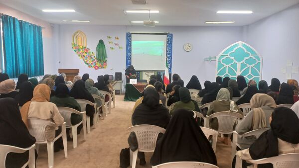 اولین مجمع عمومی انجمن اولیا و مربیان دبستان لطیفه 