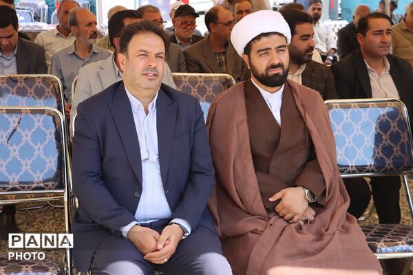 آئین کلنگ زنی اولین روستابازار استان تهران در کهریزک 