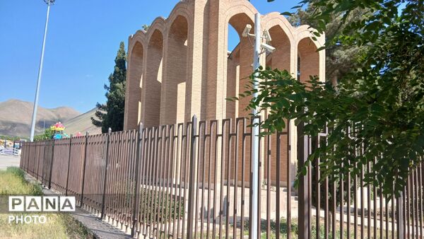 از آبی آرام دریاچه مادر تا عطر عرفان آرتیمانی؛ روایت زیبایی‌های تویسرکان